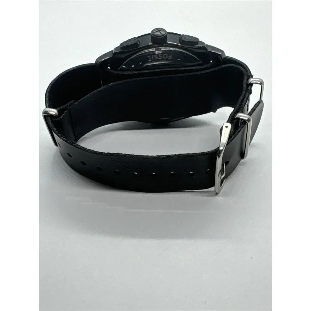 Fossil Machine FS4552 Men's Black Leather Analog Dial Quartz Wrist Watch JNA677